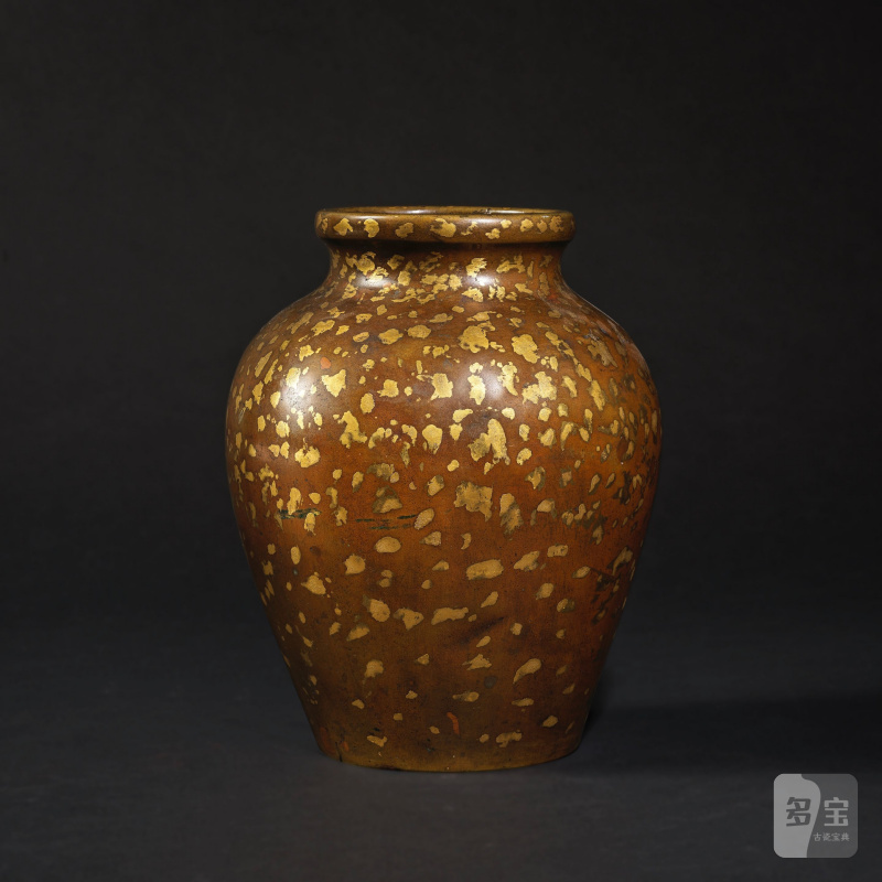 十八世紀 銅灑金瓶 | VASE BALUSTRE EN BRONZE TACHETÉ D'OR